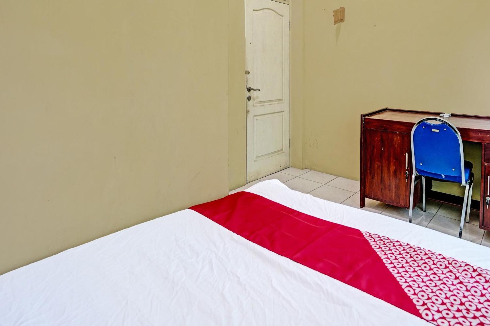 Hotel Oyo 91572 Kost Esklusif Barokah Pasuruan Esterno foto